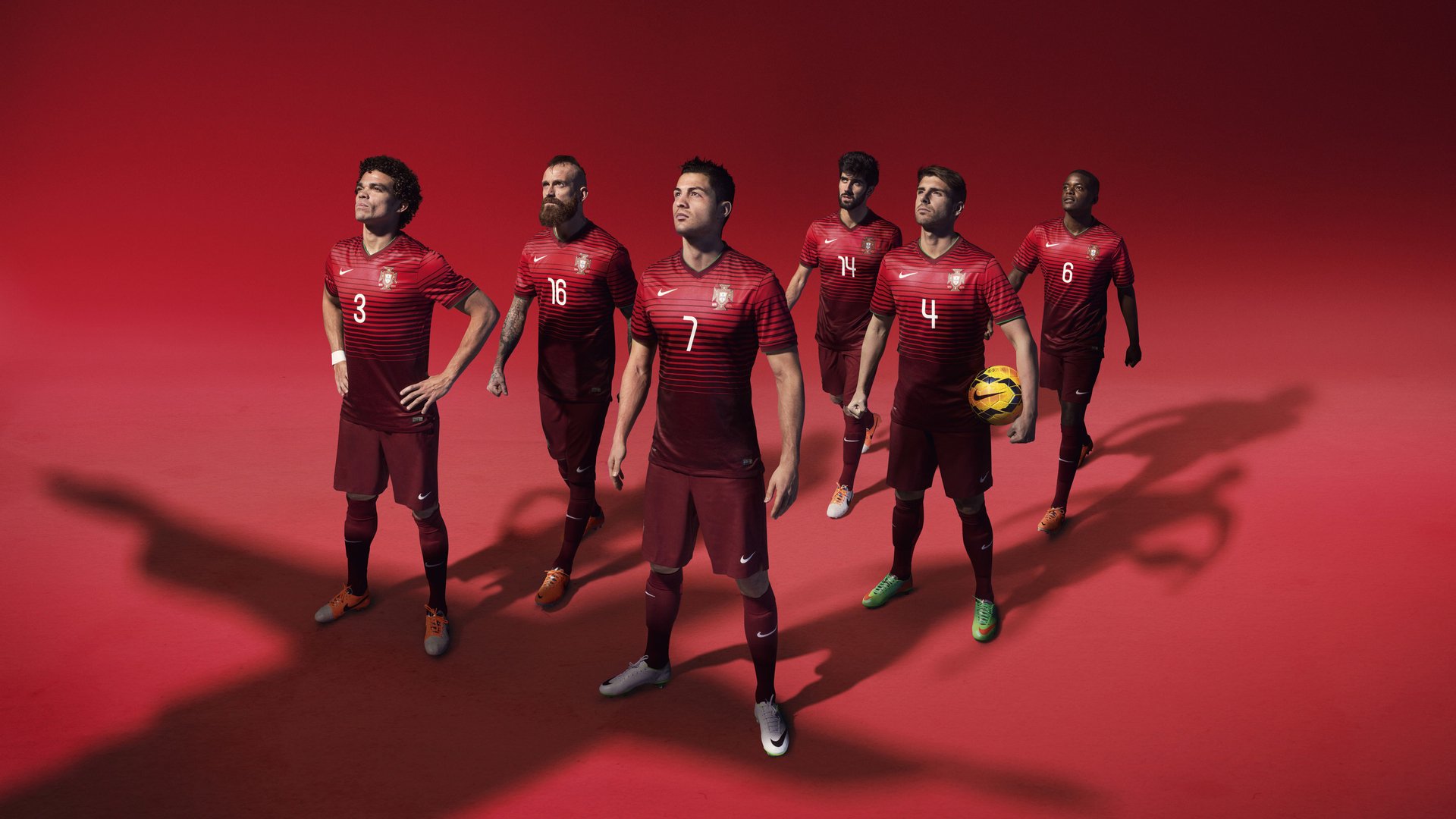 巴雷拉完成自我救赎，土耳其淘汰赛过关巴拉圭，足球场上的命运交响曲