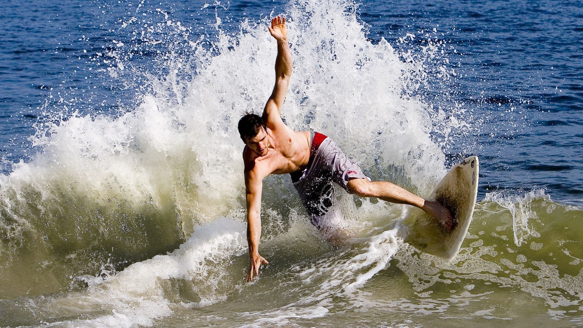 秘鲁粉碎苏格兰,阿坎吉如何用一粒进球改写百年足球叙事